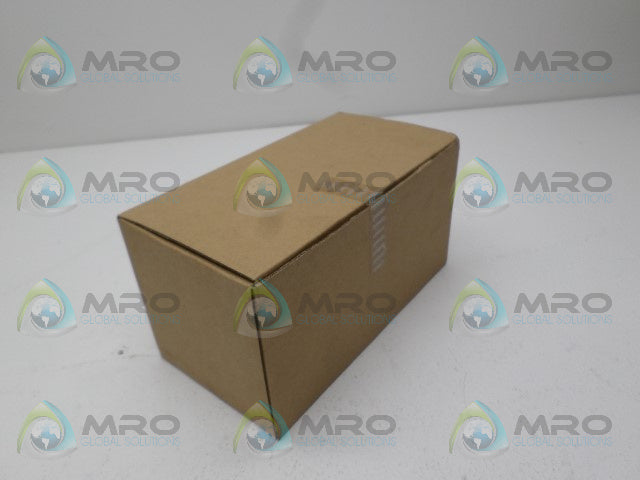 OMRON DST1-MD16SL-1 SAFETY I/O TERMINAL *NEW IN BOX*
