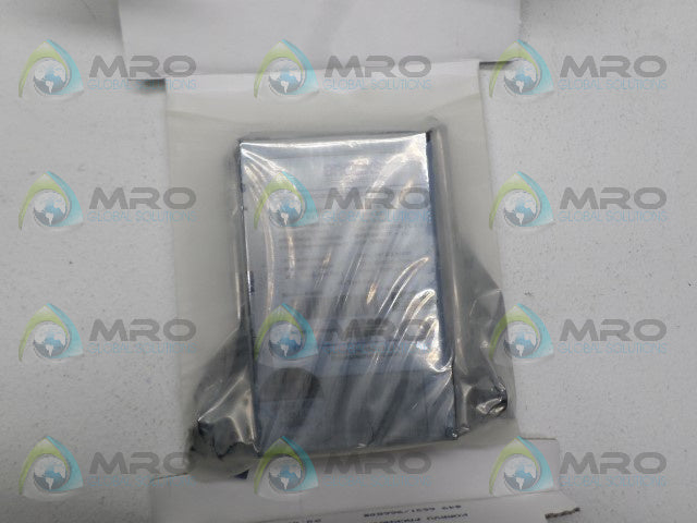 BROOKS GF040CXXC-0028005 MASS FLOW CONTROLLER *NEW IN BOX*