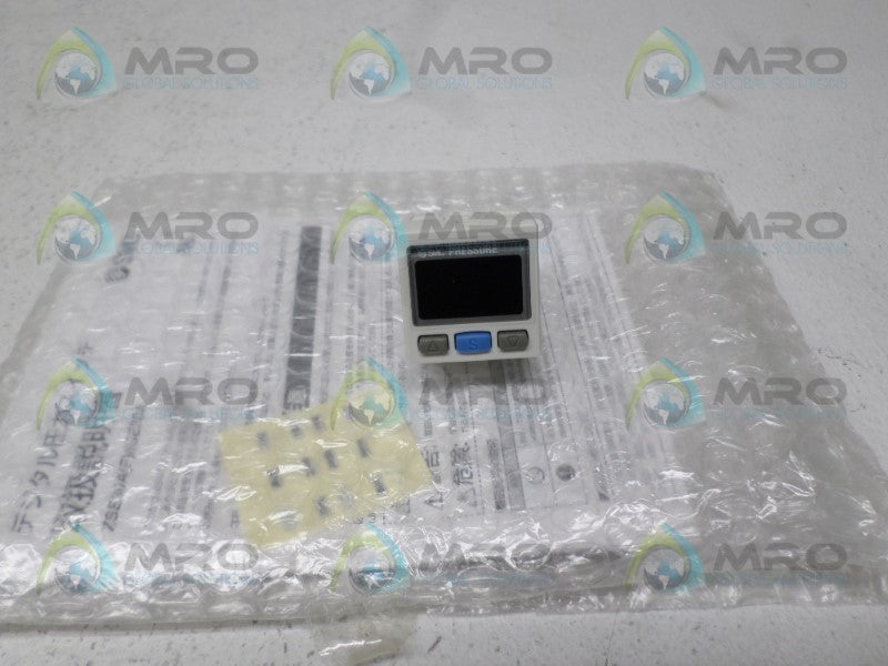 SMC ISE30A-01-F PRESSURE SWITCH *NEW IN FACTORY BAG*