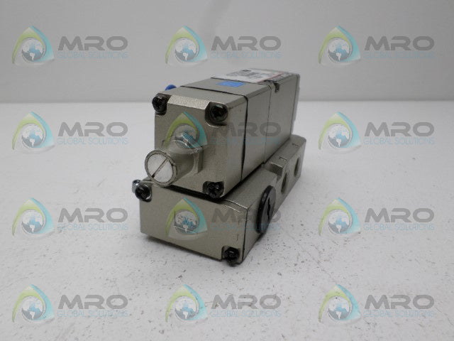 SMC NVS4114-0009D SOLENOID VALVE (AS PICTURED) *NEW NO BOX*
