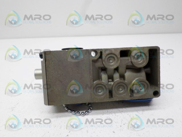 SMC NVS4114-0009D SOLENOID VALVE (AS PICTURED) *NEW NO BOX*