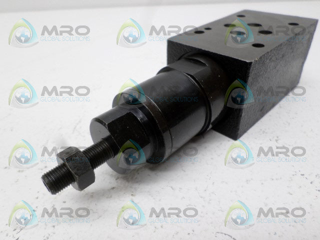 BOSCH 0811150032 HYDRAULIC DIRECTIONAL VALVE *NEW NO BOX*