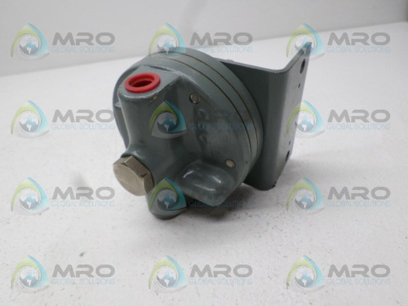 MOORE 66BA4 4297-114S2CD PNEUMATIC RELAY *NEW NO BOX*