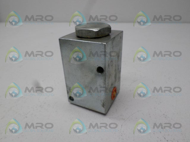 LUBRIQUIP 527-100-380 HYDRAULIC PRESSURE VALVE *NEW NO BOX*