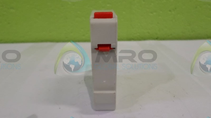 LITTELFUSE LPSC-ID-CH (LOT OF 16) FUSEHOLDER *NEW NO BOX*