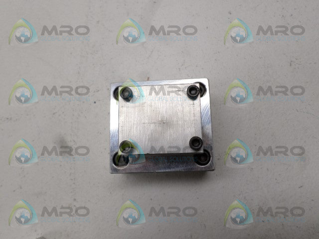 DAMAN AD03D05VAAB MANIFOLD VALVE *NEW NO BOX*