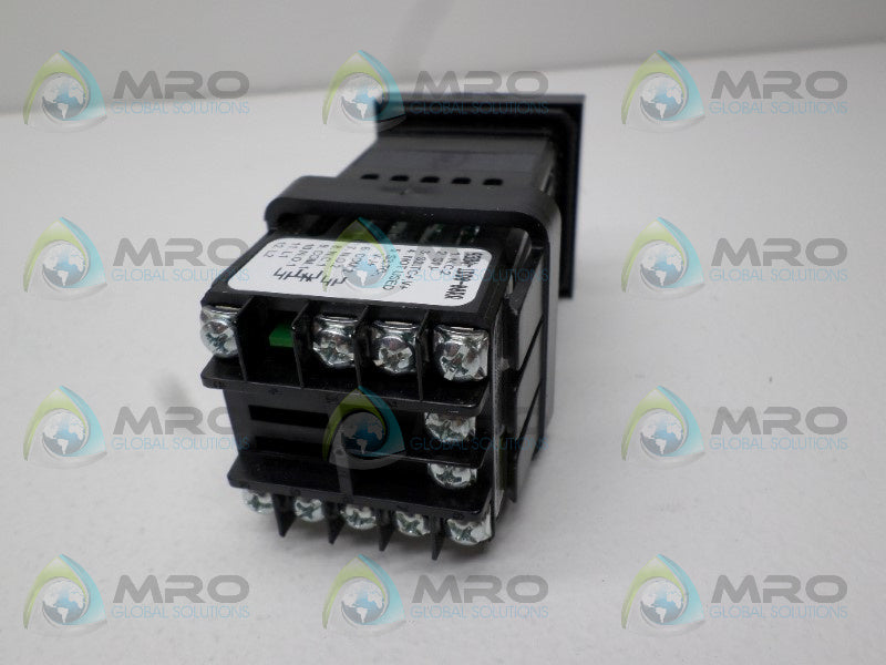 WATLOW 93BA-1DD0-00R TEMPERATURE CONTROLLER *NEW IN BOX*