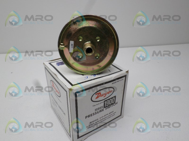DWYER 1996-20 PRESSURE SWITCH *NEW IN BOX*