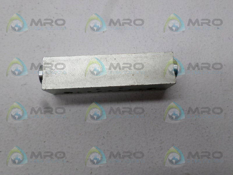 LINCOLN ML25T DIVIDER VALVE *NEW NO BOX*
