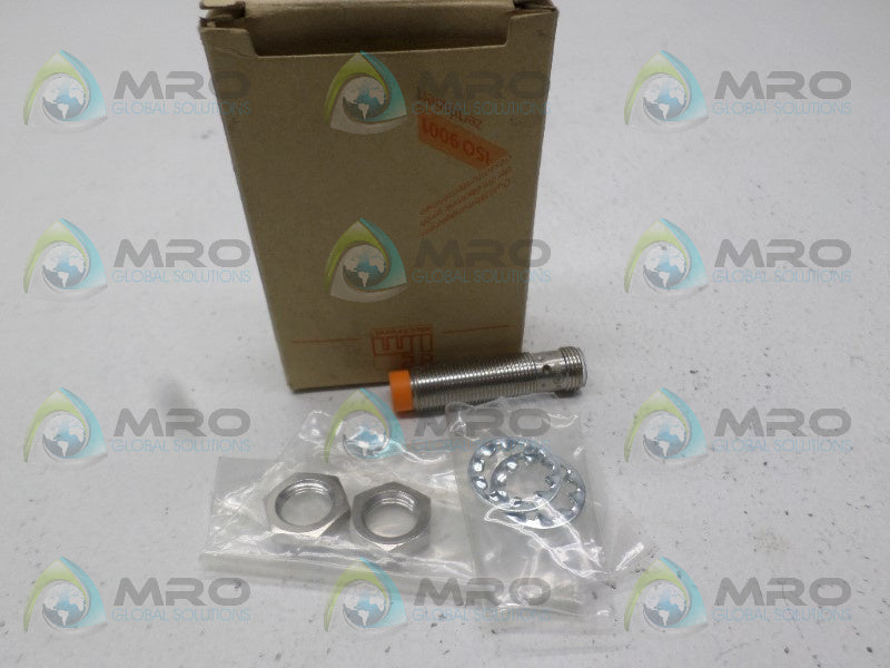 IFM EFECTOR IFS205 INDUCTIVE PROXIMITY SENSOR *NEW IN BOX*