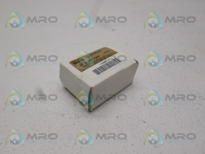 DAYTON 5X852N RELAY SOCKET *NEW IN BOX*