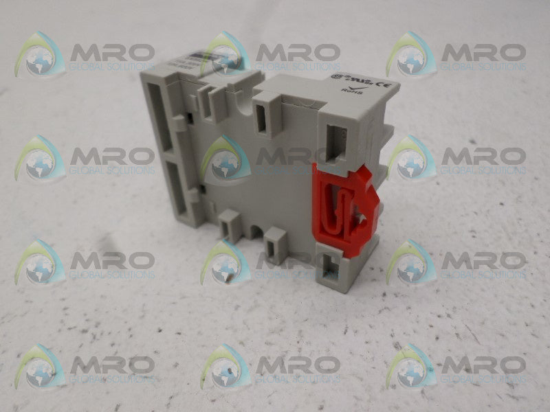 DAYTON 5X852N RELAY SOCKET *NEW IN BOX*
