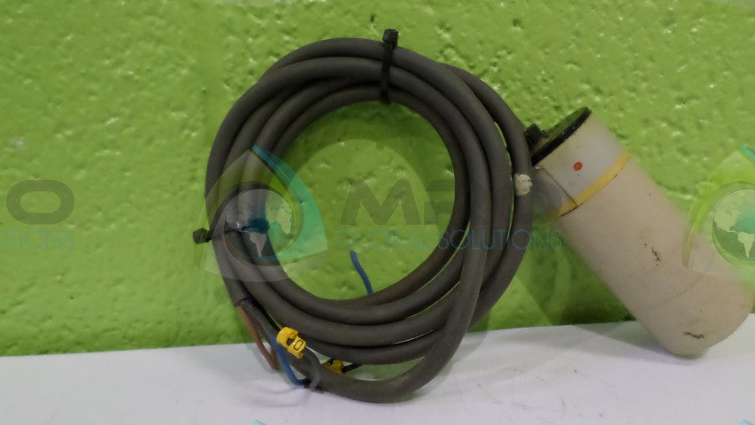OMRON E2K-C25MF1 PROXIMITY SWITCH *USED*