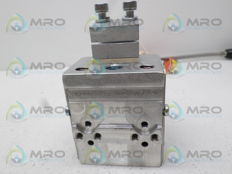 NORDSON 8504843 HOT MELT INDUSTRIAL HEATER *NEW NO BOX*