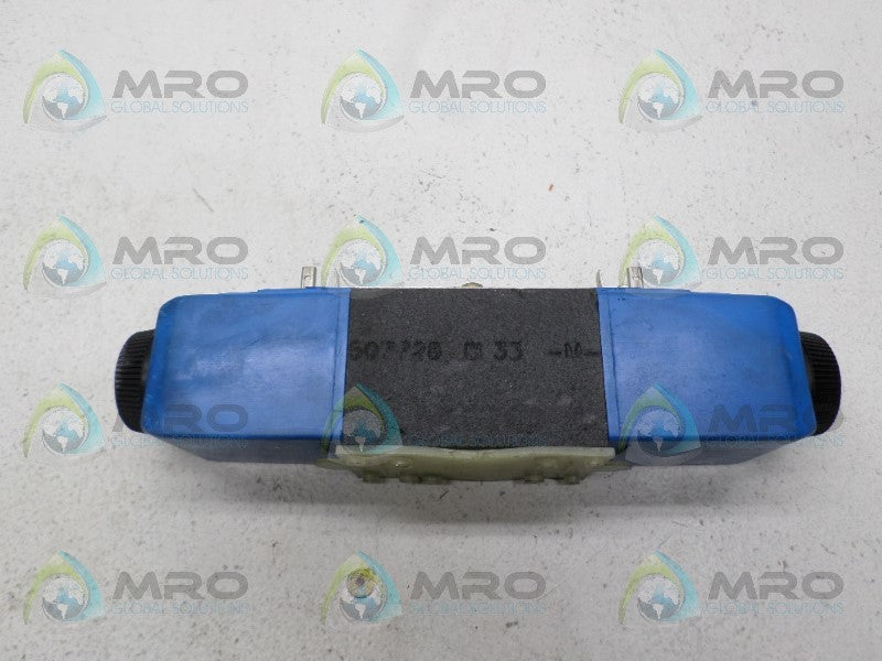 VICKERS DG4V-3-2C-M-U-H7-60 DIRECTIONAL SOLENOID VALVE *USED*