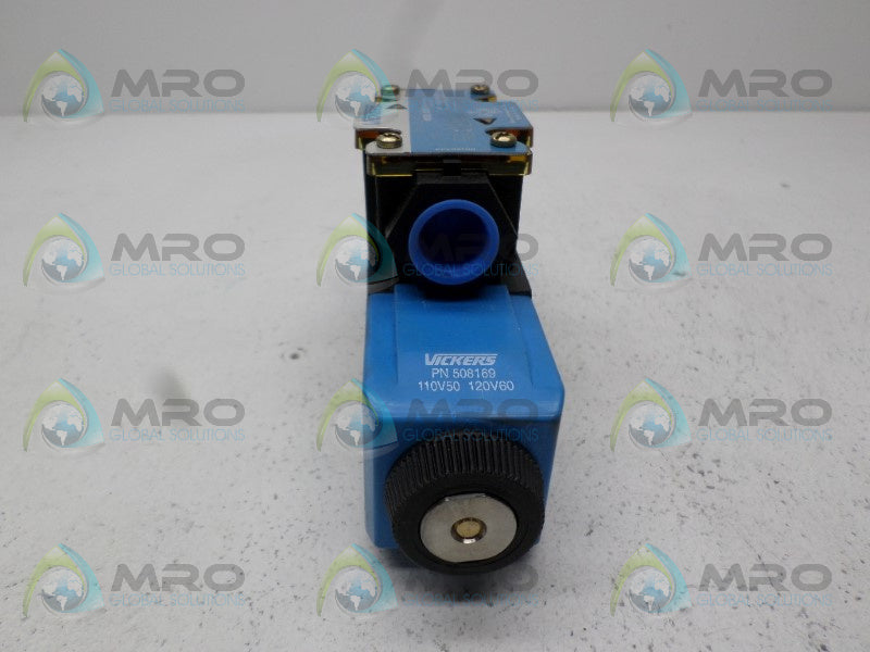 VICKERS DG4V-3-6C-M-FTWL-B6-60 DIRECTIONAL SOLENOID VALVE *NEW NO BOX*