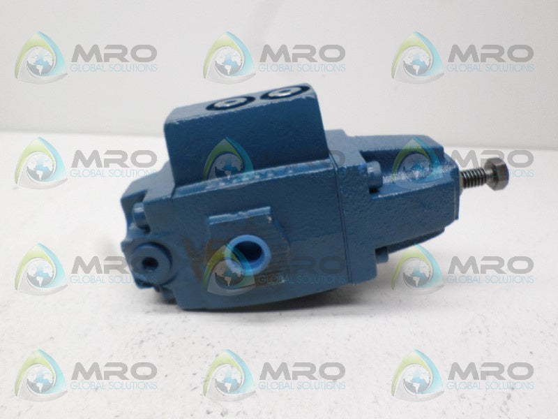 VICKERS RCT03D230 PRESSURE CONTROL VALVE *NEW NO BOX*
