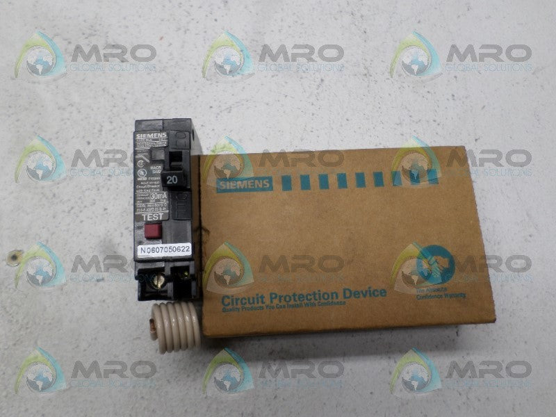 SIEMENS BE120 CIRCUIT BREAKER 20A *NEW IN BOX*
