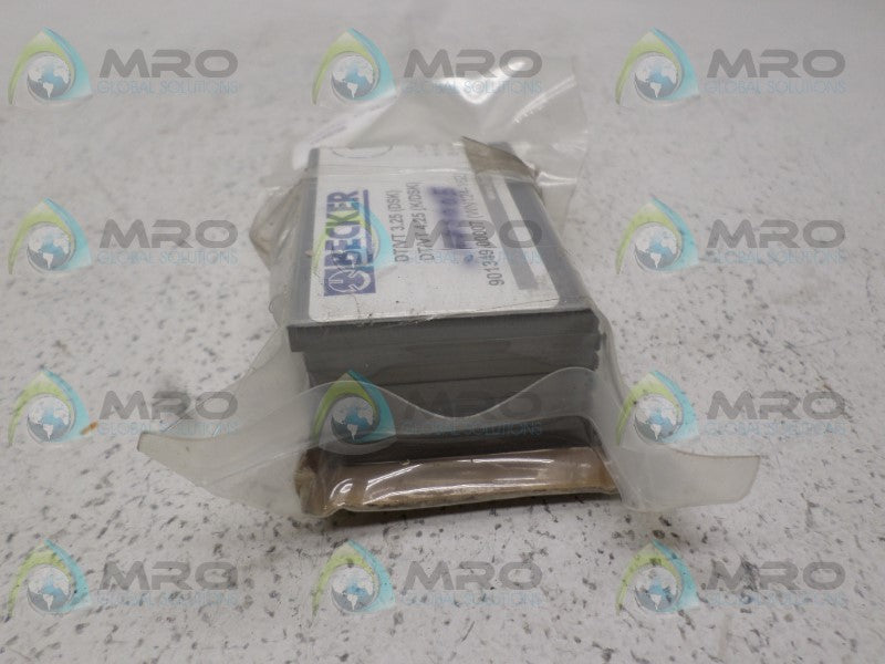 BECKER WN124-162 90134900007 BLADES * NEW IN ORIGINAL PACKAGE *