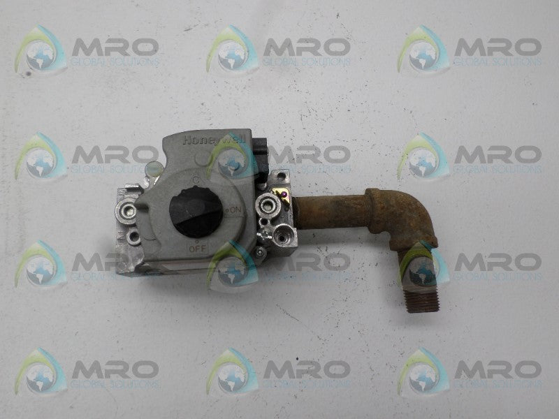 HONEYWELL VR8204A2076 DUAL INTERMITTENT PILOT GAS VALVE *USED*