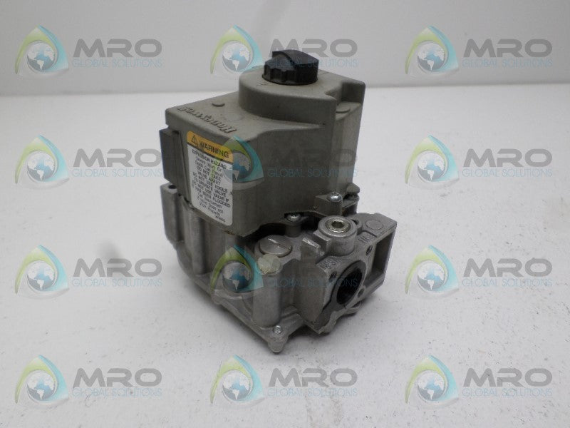 HONEYWELL VR8205A2123 GAS VALVE *NEW NO BOX*