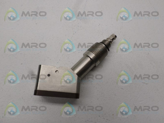 GE PANAMETRICS CRS-10-MB ULTRASONIC FLOW TRANSDUCER *NEW NO BOX*