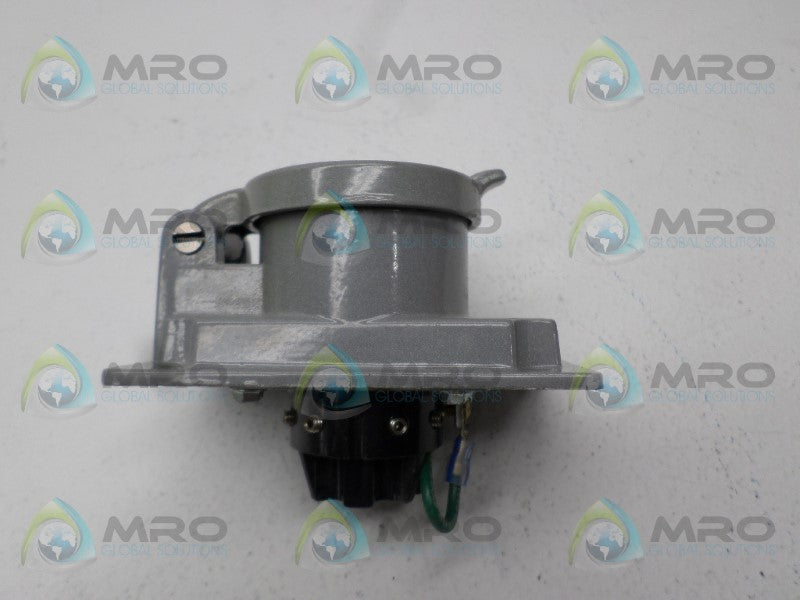 THOMAS & BETTS SKR8G RECEPTACLE *NEW NO BOX*
