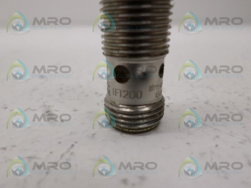 IFM EFECTOR IFT200 PROXIMITY SENSOR *NEW NO BOX*