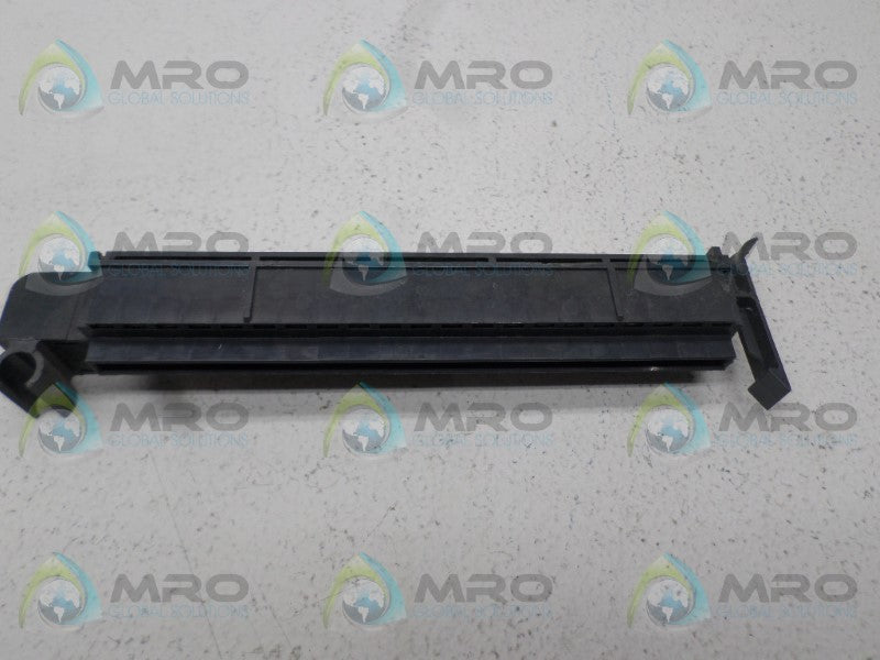 ALLEN BRADLEY 1771-WG WIRING ARM * USED *