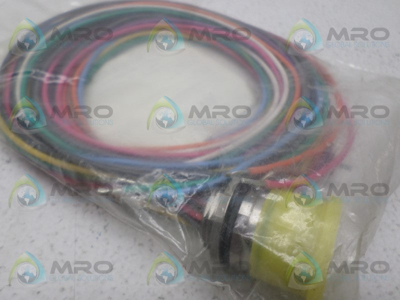 TURCK CSFLV12-12-1 RECEPTACLE *NEW IN FACTORY BAG*