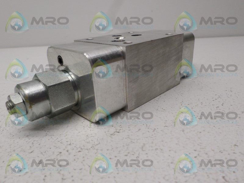 SUN HYDRAULICS BBY CBEH HYDRAULIC VALVE MANIFOLD *NEW NO BOX*