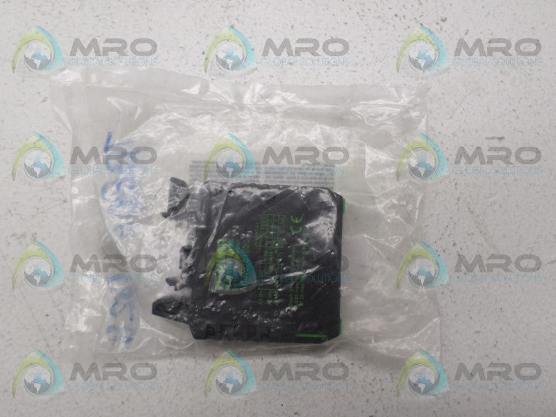 MURR ELEKTRONIK 51620 OUTPUT RELAY *NEW IN FACTORY BAG*