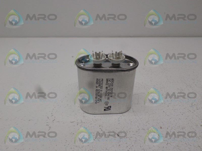 AEROVOX Z92P3307M CAPACITOR 7uf 330V *NEW NO BOX*