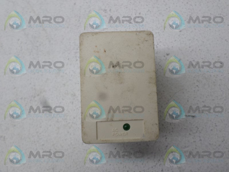 INDUSTRIAL MRO RT-2420SL/M PLUG-IN TRANSFORMER *USED*