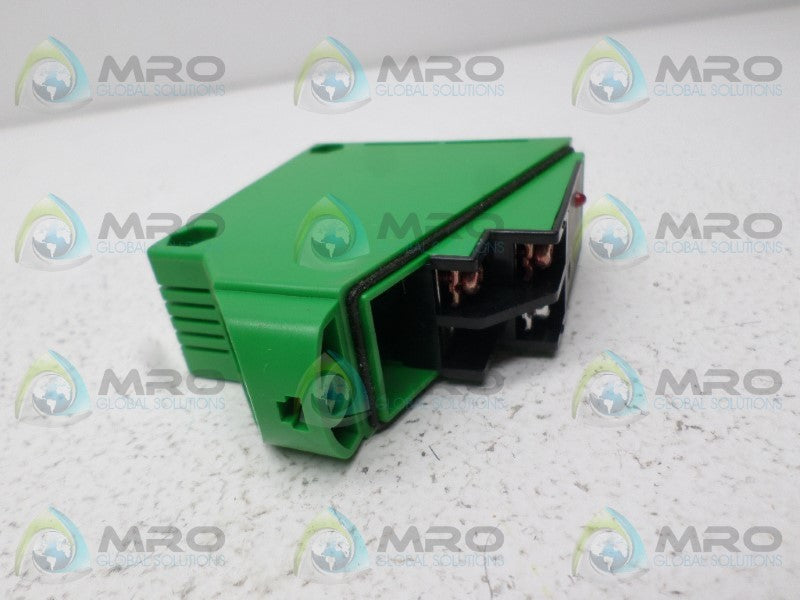 TAKEX NA-M7R PHOTOELECTRIC SENSOR *USED*