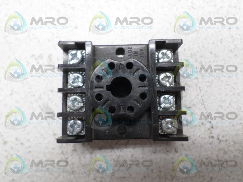 MACROMATIC 70169-D RELAY BASE *NEW NO BOX*