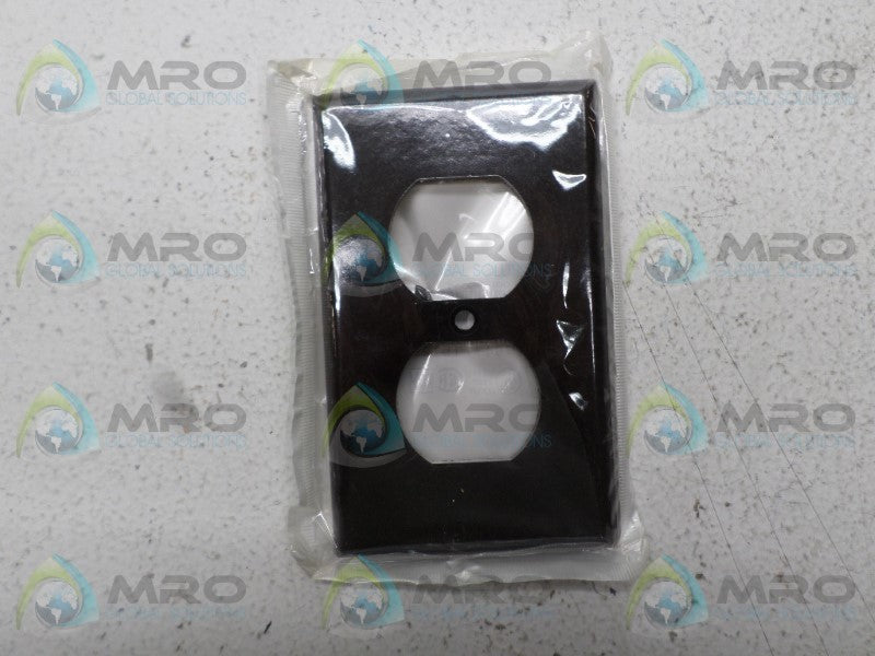 LEVITON 001-85003 BROWN PLASTIC RECEPTACLE WALLPLATE  NSMP