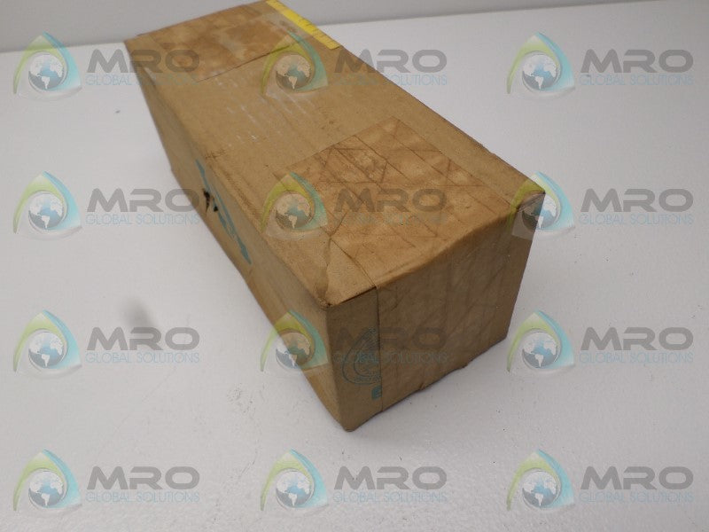 CROUSE-HINDS TMC7247 CABLE FITTING *FACTORY SEALED*