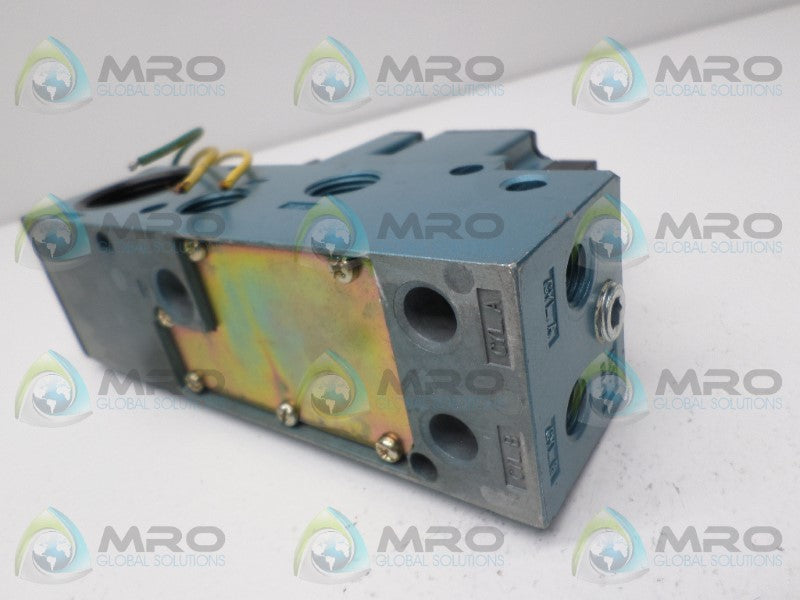 MAC 6213C-411-PM-111DA SOLENOID VALVE *USED*