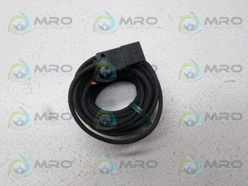 SUNX GXL-15FU PROXIMITY SENSOR *NEW NO BOX*