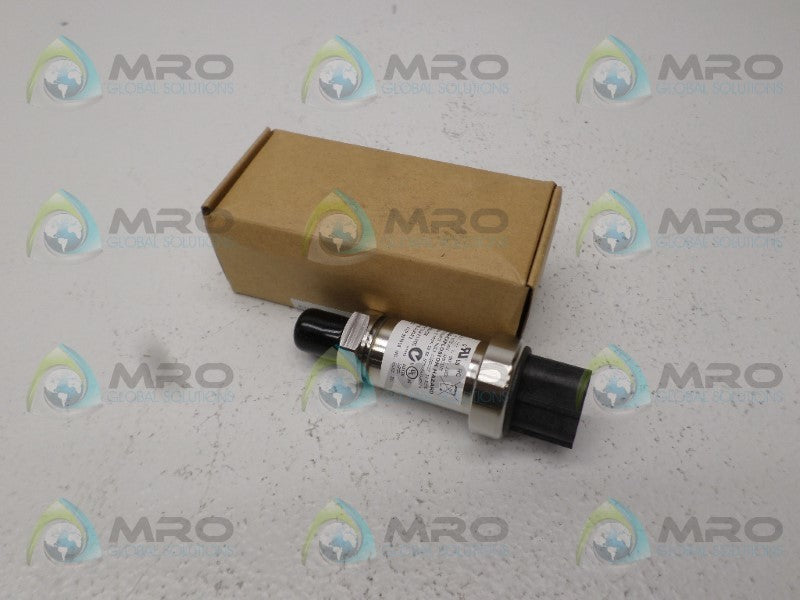JOHNSON CONTROLS P499REAT503C PRESSURE TRANSDUCER *NEW IN BOX*
