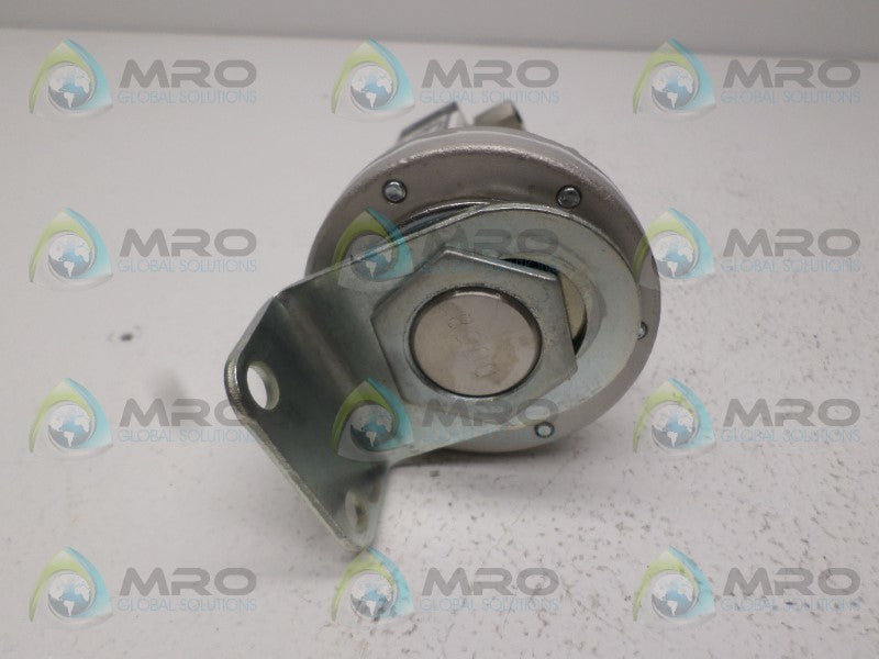 BROOKS 1350ELC9CJV5A FLOW METER  NSNP