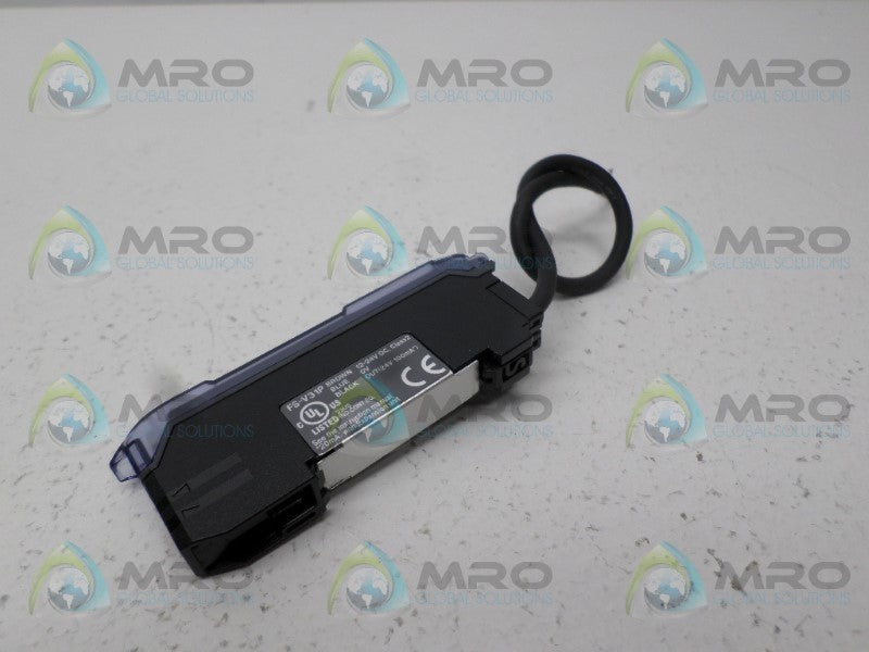 KEYENCE FS-V31P FIBER OPTIC PHOTOELECTRIC AMPLIFIER *USED*