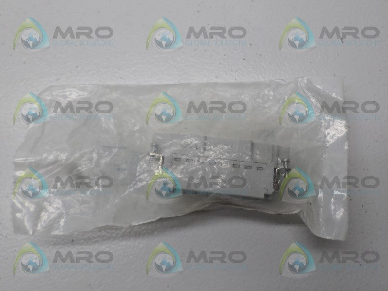 PHOENIX CONTACT HC-B 16-I-PT-M 1407732 MOUNTING BASE *NEW IN FACTORY BAG*