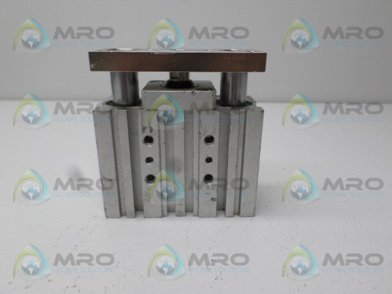 SMC MGPM25R-30 PNEUMATIC CYLINDER UNMP