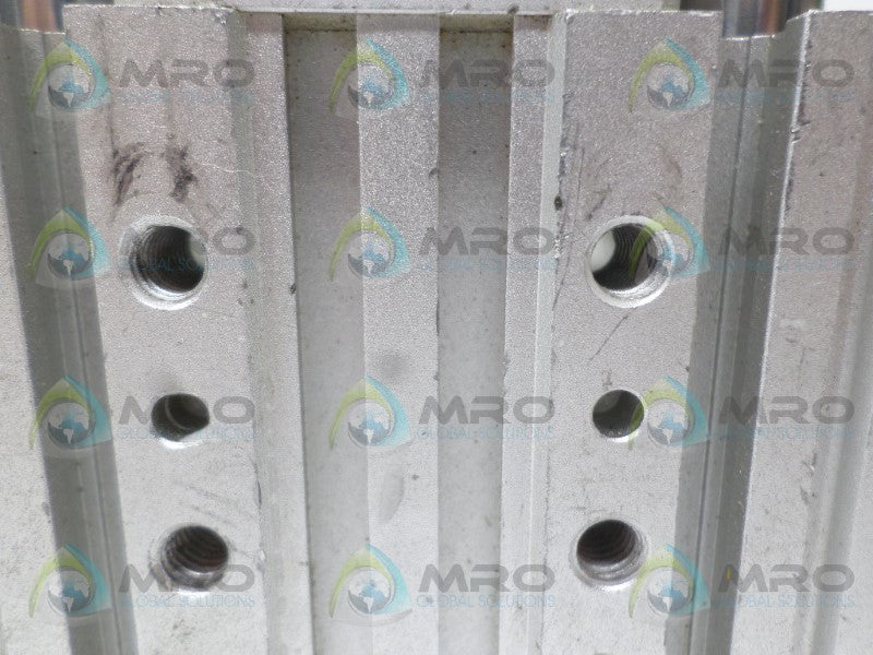 SMC MGPM25R-30 PNEUMATIC CYLINDER UNMP
