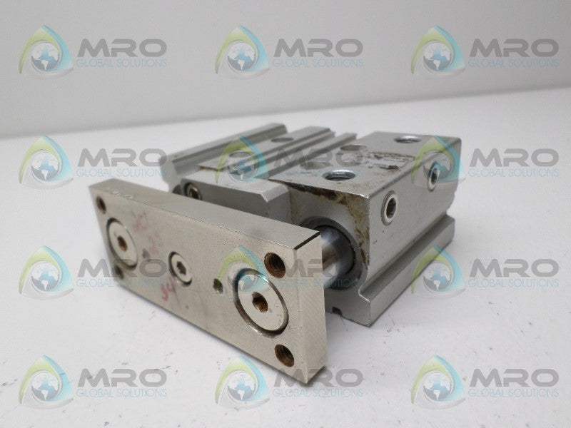 SMC MGPM25R-30 PNEUMATIC CYLINDER UNMP
