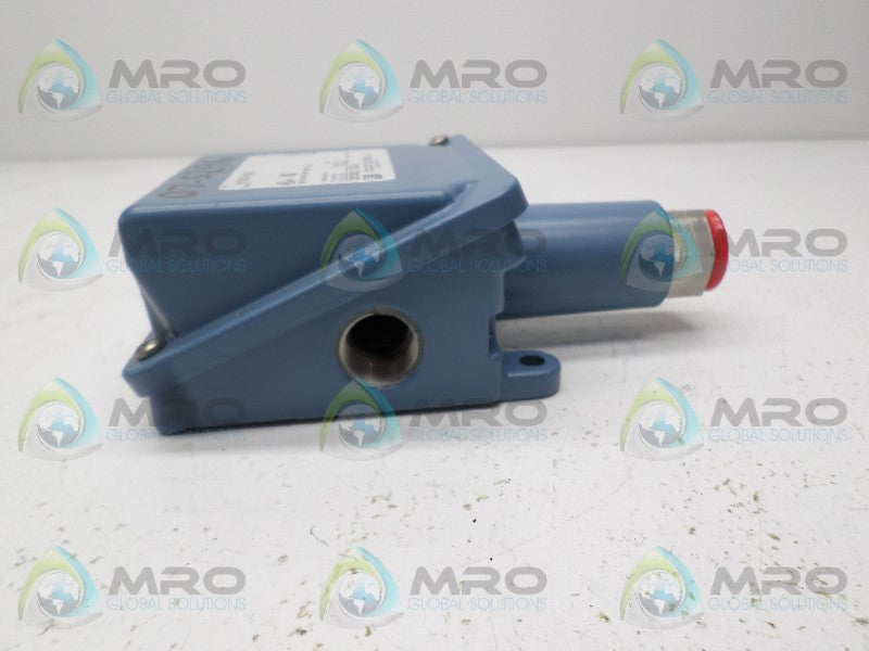 UNITED ELECTRIC H100-192 PRESSURE SWITCH *NEW NO BOX*