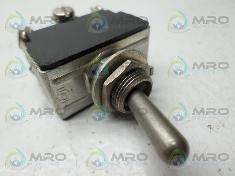 CUTLER HAMMER MS35059-23 8824K14 SWITCH *NEW NO BOX*