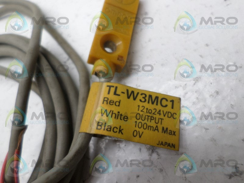 OMRON TL-W3MC1 PROXIMITY SWITCH (MISSING ACCESSORIES) *NEW NO BOX*